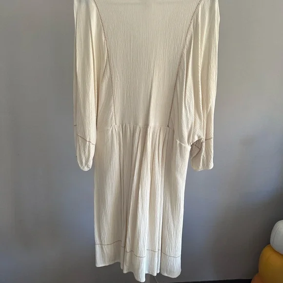 Embroidered Cream Dress - Picture 6 of 7